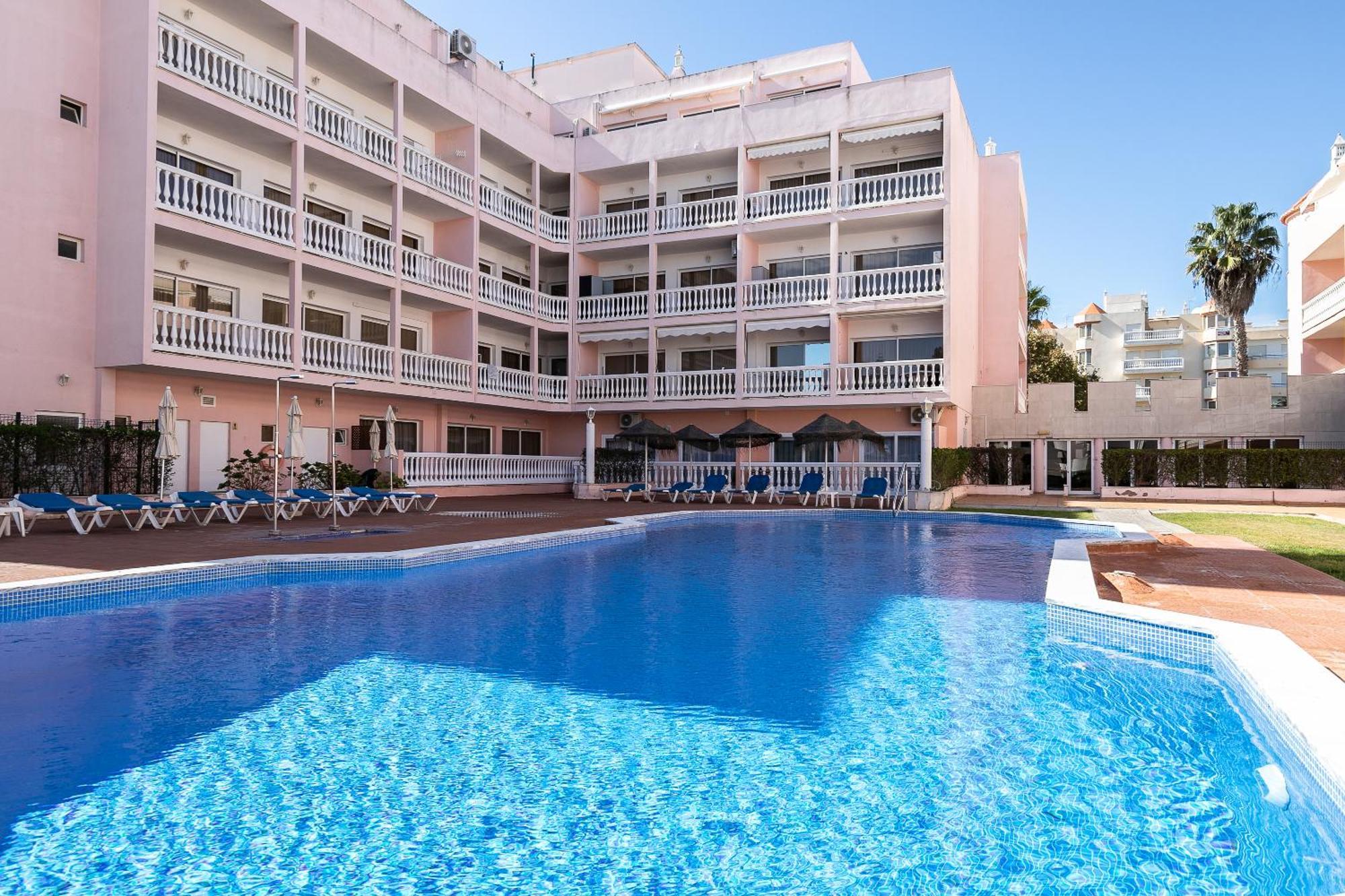Parque Dos Reis Apartment Монте-Гордо Экстерьер фото